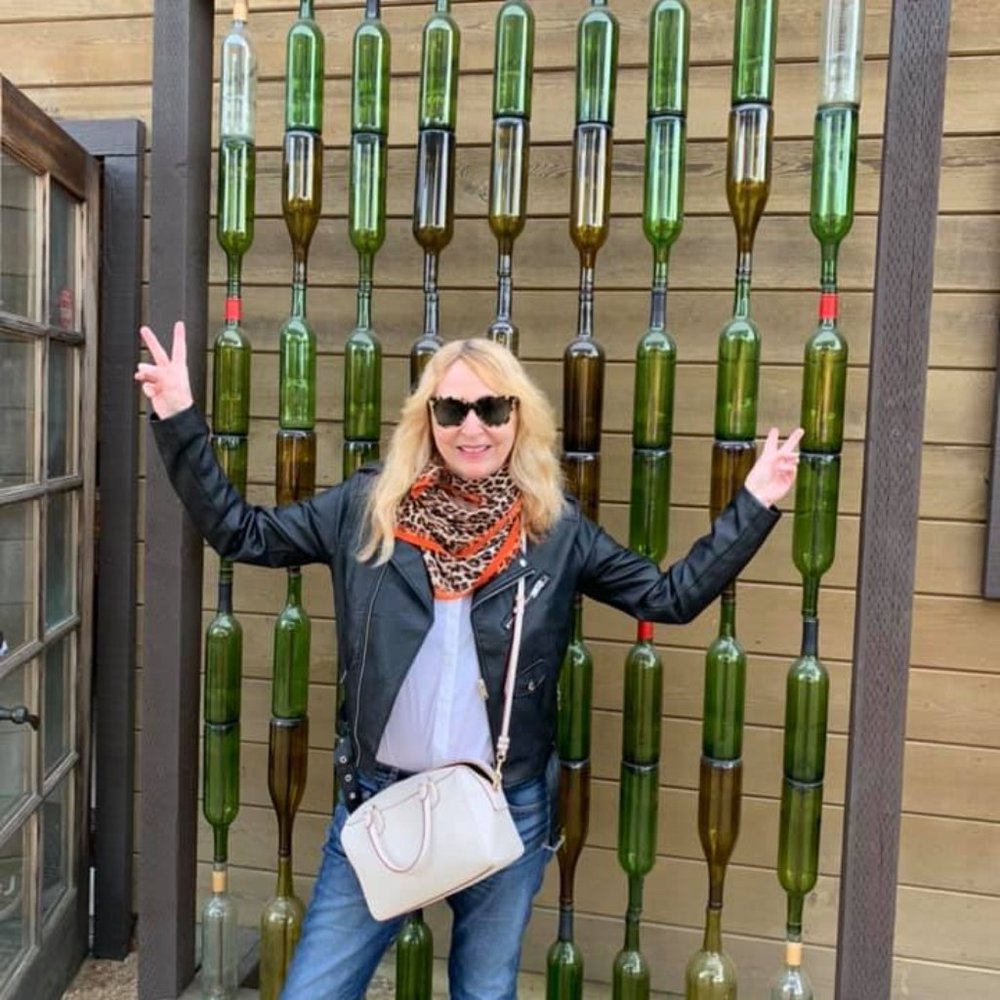 Meet your Posher, Elizabeth